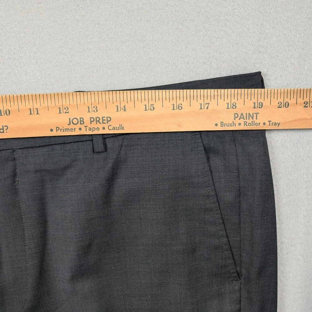 Jos A Bank Dress Pants Mens 38x30 Slim Fit Gray Traveler Travel Tech Wool Blend